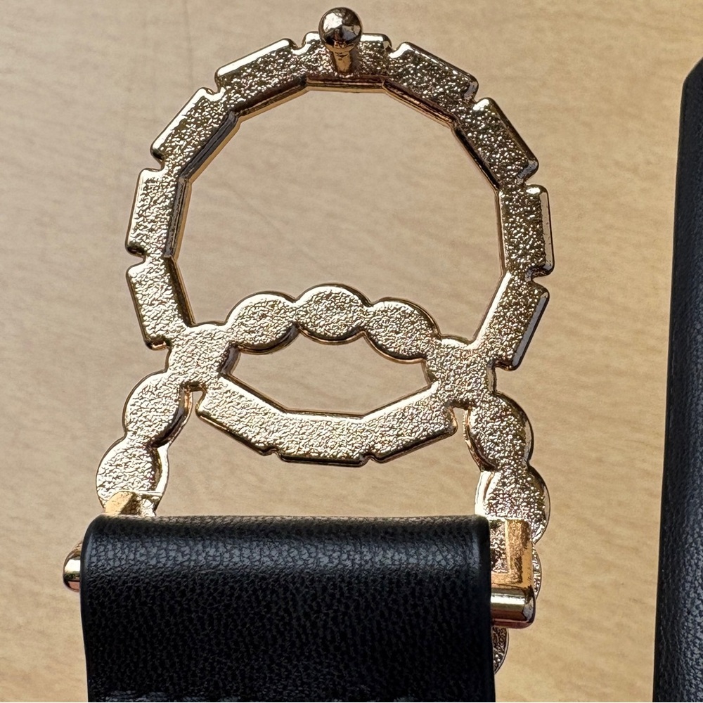 Vince Camuto Black Double Circle Faux Leather, Pearl, Crystal Detail Belt NWOT - Picture 7 of 14